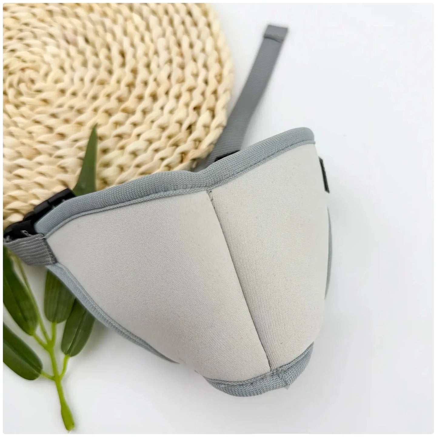 Cat Muzzle - Breathable & Adjustable Cat Mouth Cover for Grooming, Nail Trimming