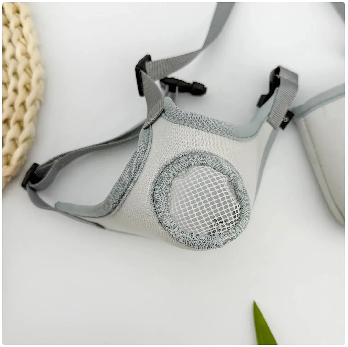 Cat Muzzle - Breathable & Adjustable Cat Mouth Cover for Grooming, Nail Trimming